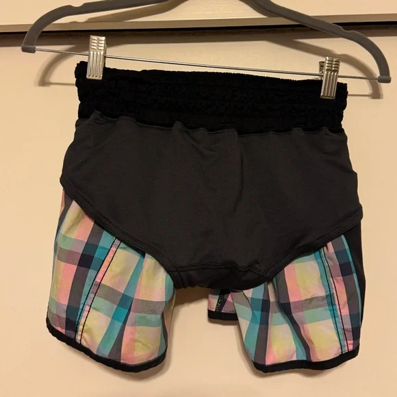 Lululemon Tracker Short II *2-way Stretch
Wee Wheezy Check Bleached Coral Cadet - Picture 7 of 10